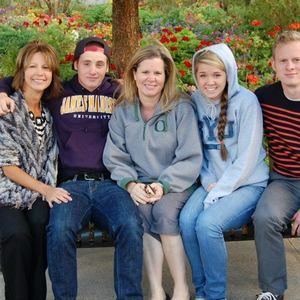 Meet your Posher, Lisa